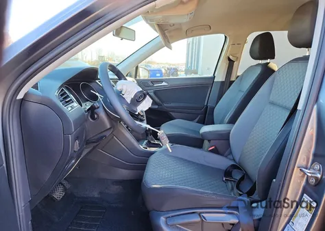 2021 Volkswagen Tiguan S z USA, uszkodzony, nr VIN 3VV1B7AX3MM010920